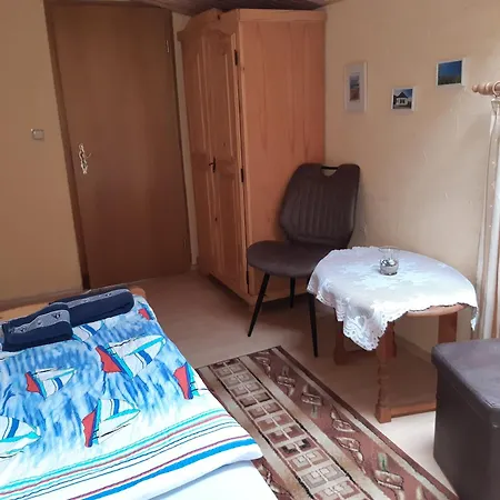 Urlaub Bei Monsieur Pigard 42001 ホームステイ *